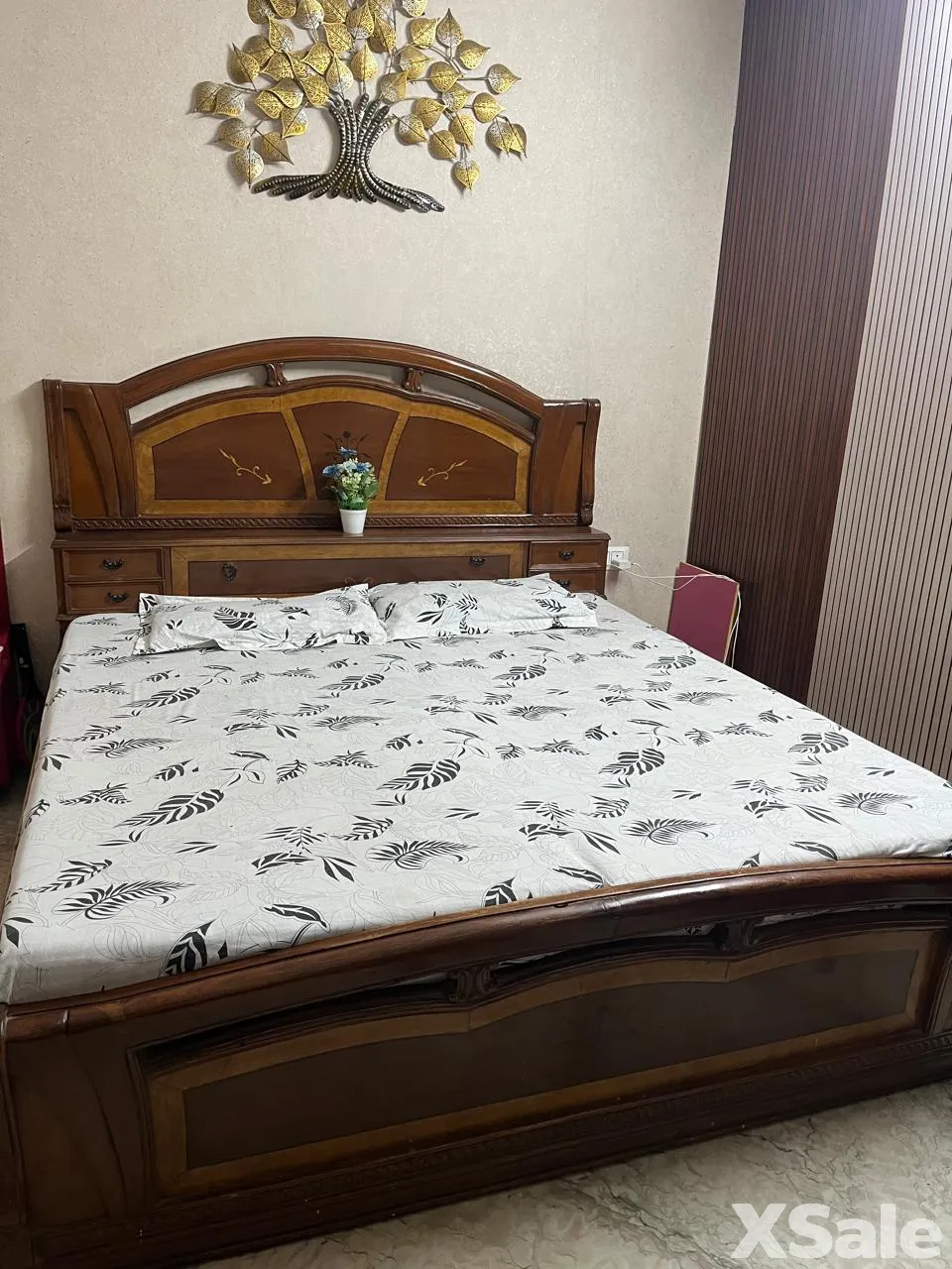 Double bed for ur bedroom