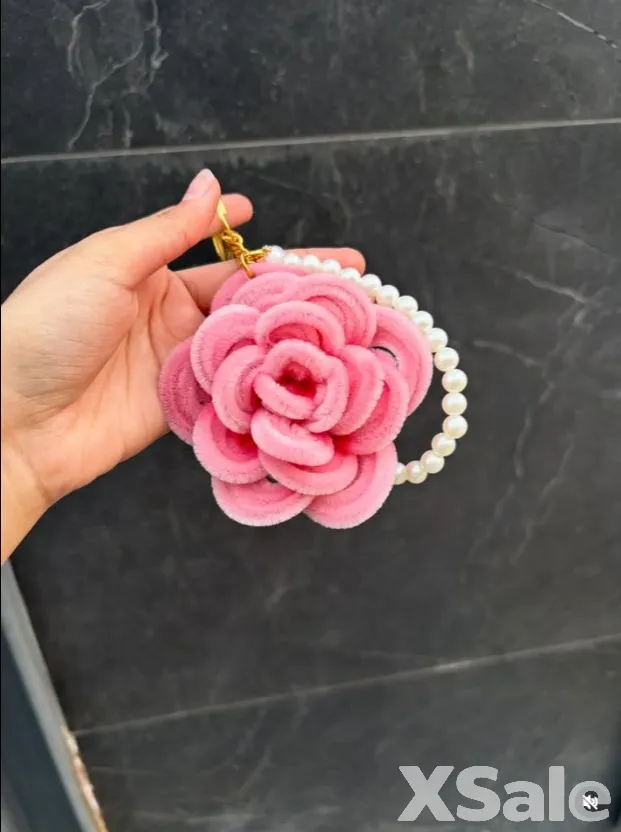 Handmade Flowers, Bouquets, Keychains & Cute Gifts