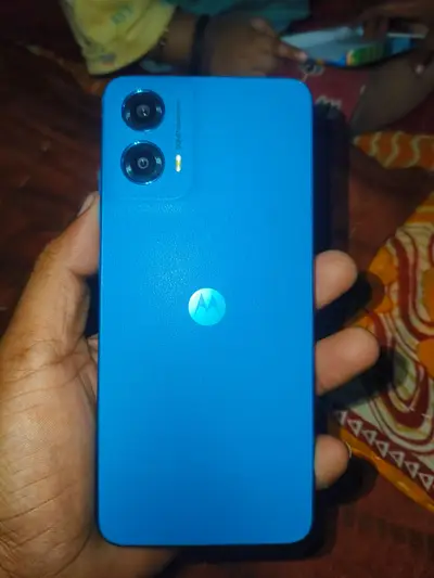 Mujhe yah phone bechna hai