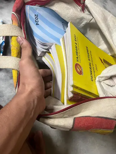Vajiram and ravi yellow books 