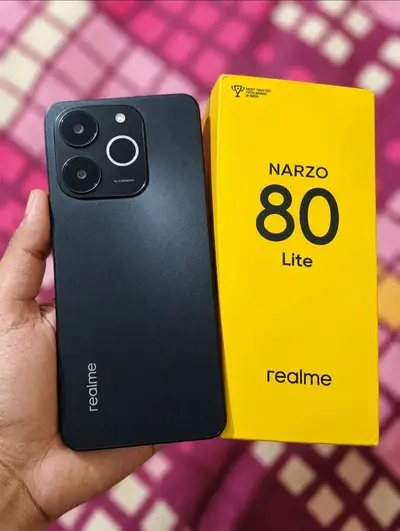 Only 8 month used all ok and very good condition bill and box availabl